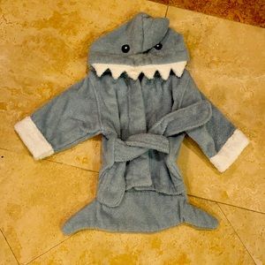 Like new Baby Aspen shark robe